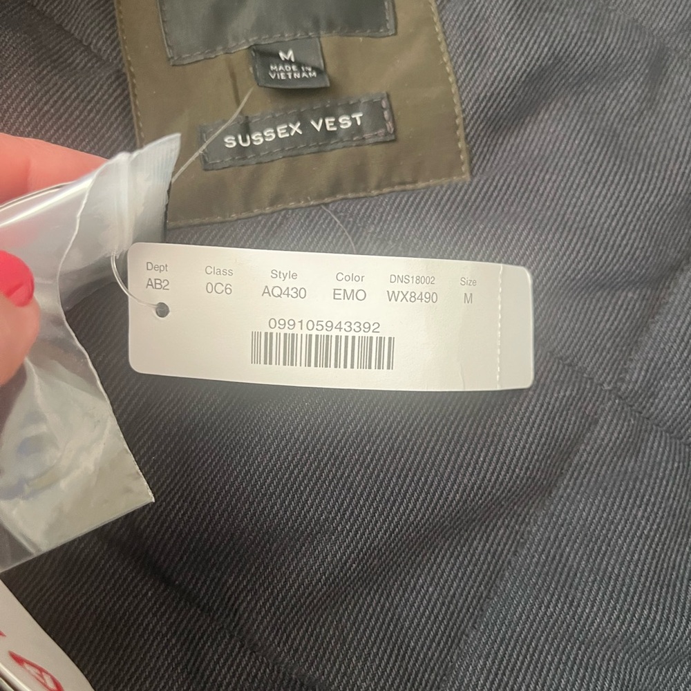 NWT J. Crew Men's Sussex Quilted Olive Green Vest - Picture 6 of 6